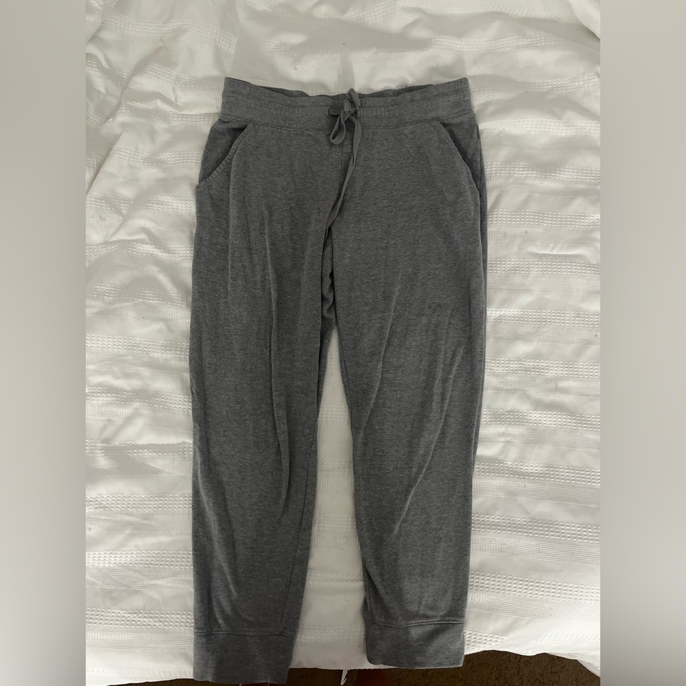 Gray Women’s Aero Sweatpants